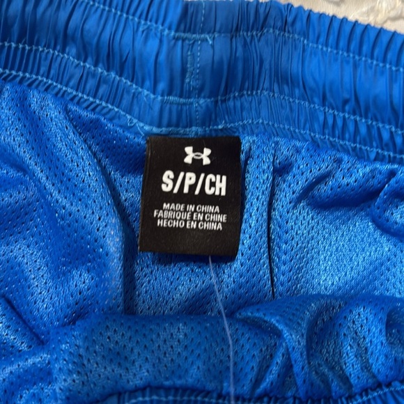 Under Armour UA Men’s Essential Volley Shorts Blue White Loose Size Small - Picture 7 of 10